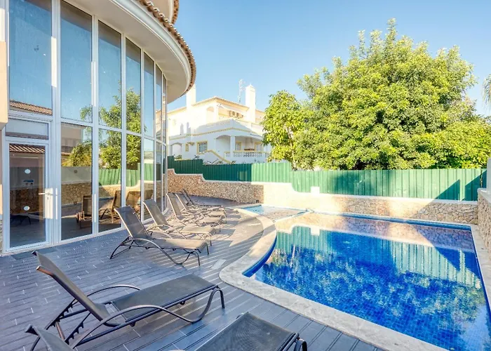 Full Private 300Sqm Villa Jacuzzi Heated Pool Ideal & Quiet Location